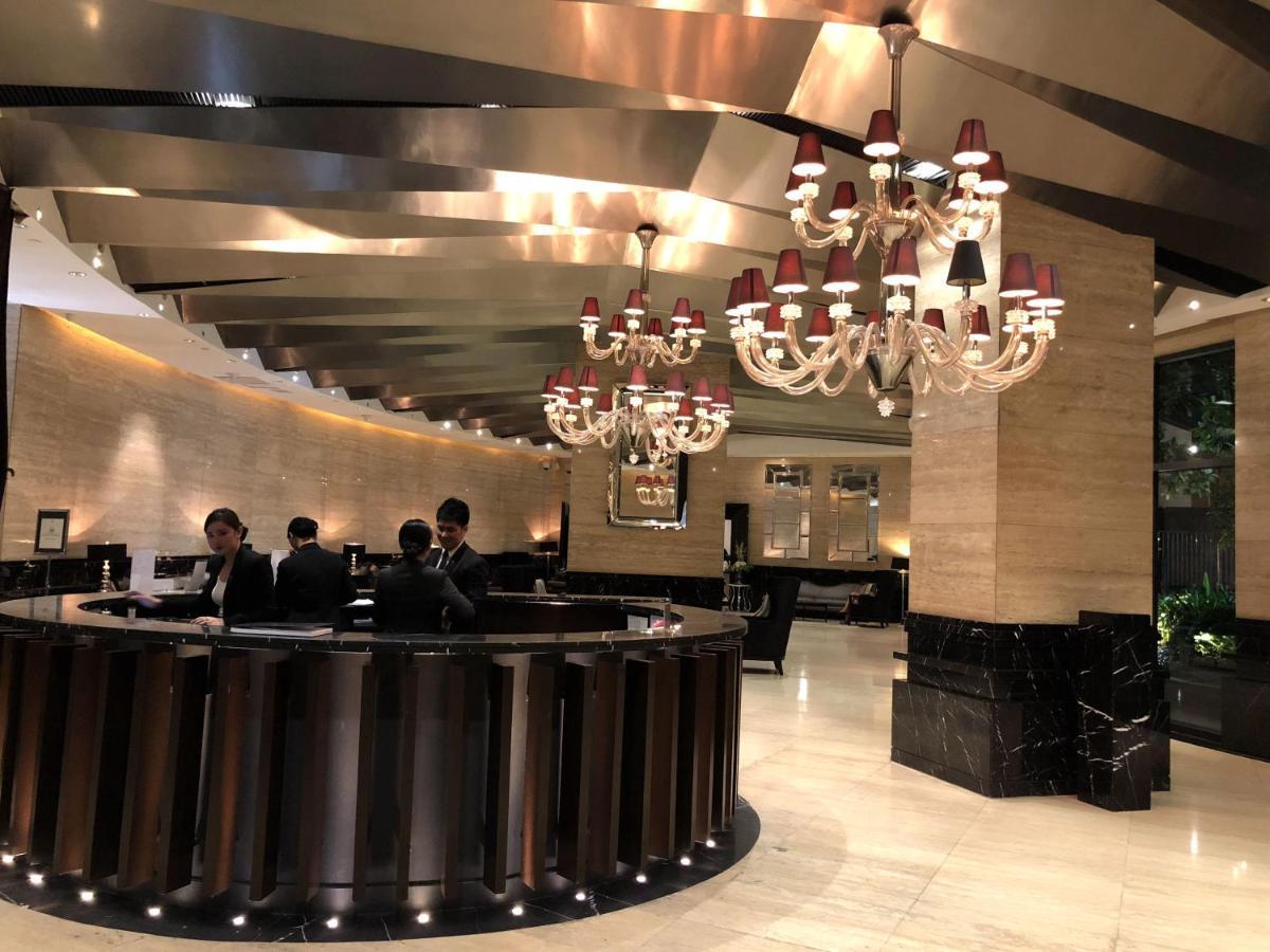 The Gramercy Residences Manila Exterior photo